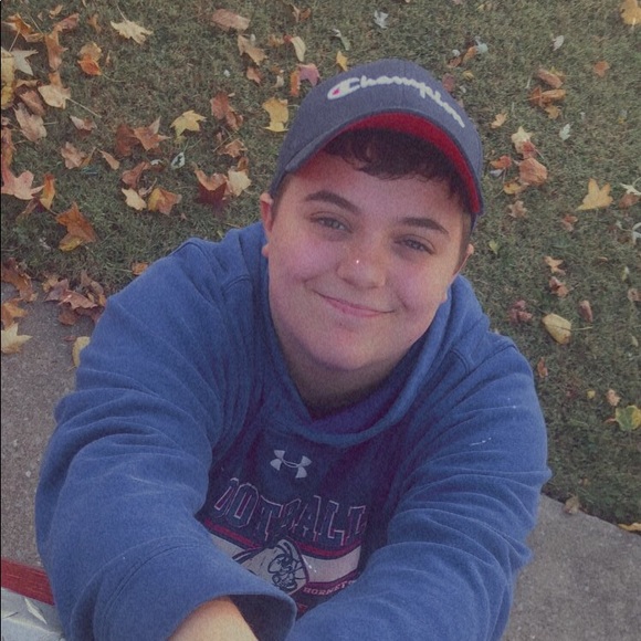 Meet your Posher, Aiden - Picture 1 of 1